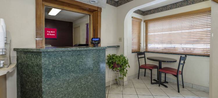 红顶酒店-艾基伍德(Red Roof Inn Edgewood)图片