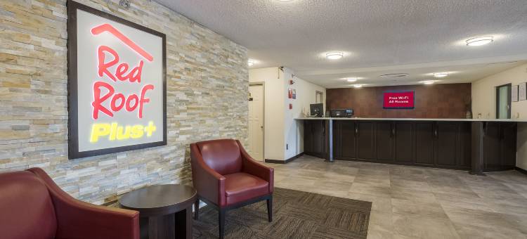 欧佩莱卡红屋顶普拉斯套房旅馆(Red Roof Plus+ & Suites Opelika)图片