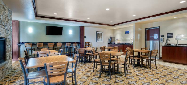 谢尔比贝斯特韦斯特套房酒店(Best Western Shelby Inn  Suites)图片