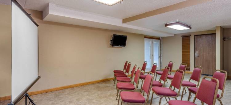 门罗美吟温德姆酒店(AmericInn by Wyndham Monroe)图片