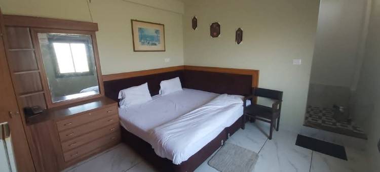 卡里什玛宫酒店巴德纳瓦尔(Hotel Karishma Palace Badnawar)图片