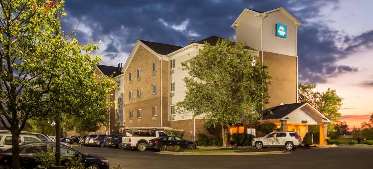 克拉克斯维尔白桦山-路易斯维尔北套房(Birch Hill Suites Clarksville-Louisville North)图片