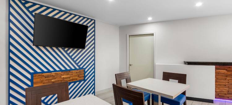 印第安纳波利斯东波斯特路温德姆戴斯酒店(Days Inn by Wyndham Indianapolis East Post Road)图片