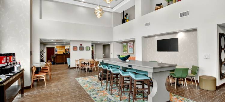 希尔顿欢朋套房酒店-奇珀瓦福尔斯(Hampton Inn & Suites Chippewa Falls)图片
