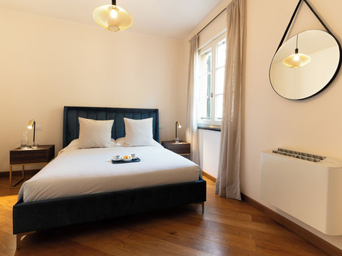 热那亚七号酒店