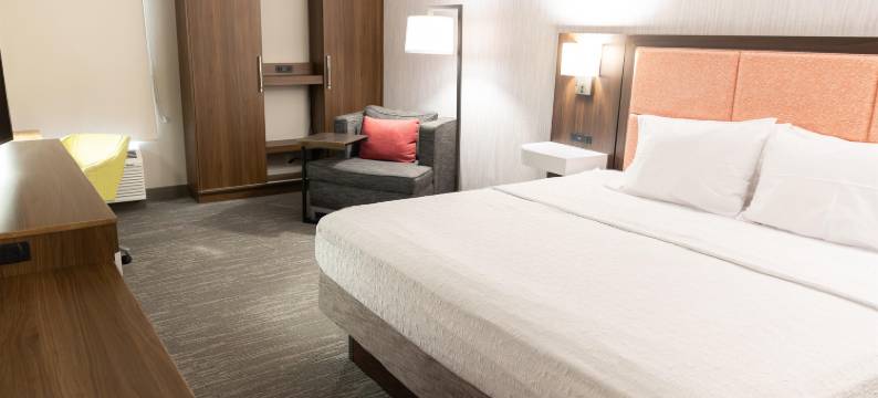 威廉斯波特希尔顿欢朋酒店(Hampton Inn Williamsport-Downtown)图片