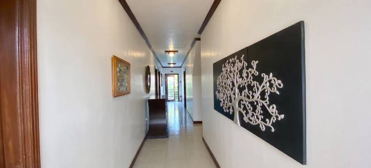 红门酒店-绿景酒店和餐吧马斯巴特(RedDoorz @ Greenview Hotel and Restobar Masbate)图片