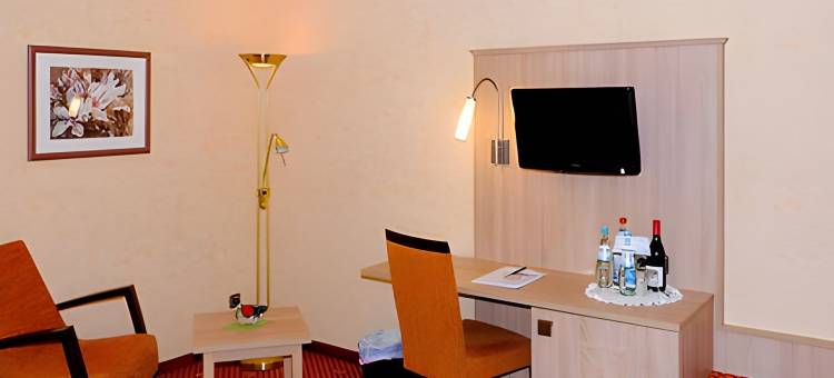 圣玛蒂拿卡斯特尔酒店(Hotel St. Martiner Castell)图片