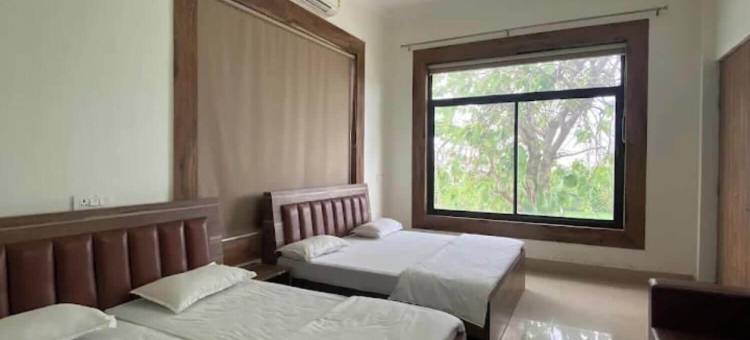 Vasant Gajraula酒店(Hotel Vasant Gajraula)图片