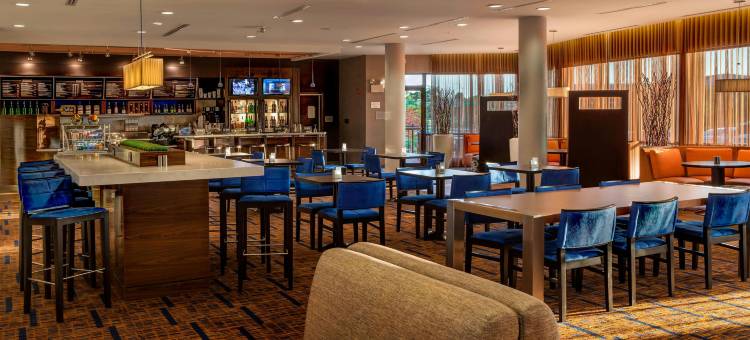 印第安纳波利斯诺伯斯维尔万怡酒店(Courtyard Indianapolis Noblesville)图片