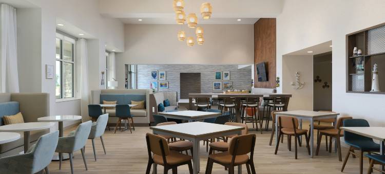 欢朋旅馆&套房马尼斯蒂海滨(Hampton Inn & Suites Manistee Waterfront)图片