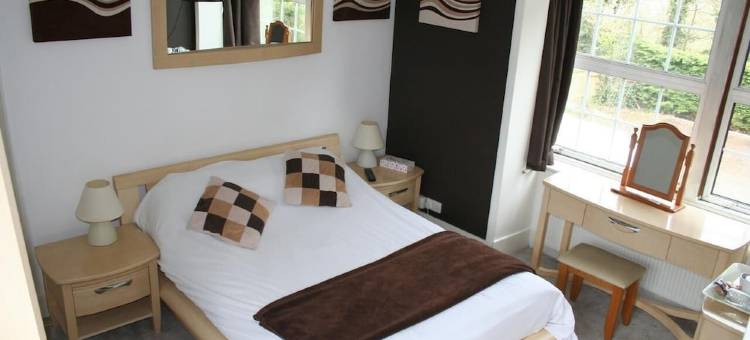 盖特威克Oakhurst住宿加早餐旅馆(Oakhurst Gatwick B&B)图片