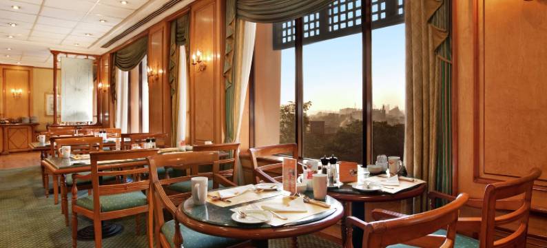 开罗世界贸易中心酒店(Cairo World Trade Center Hotel & Residences)图片