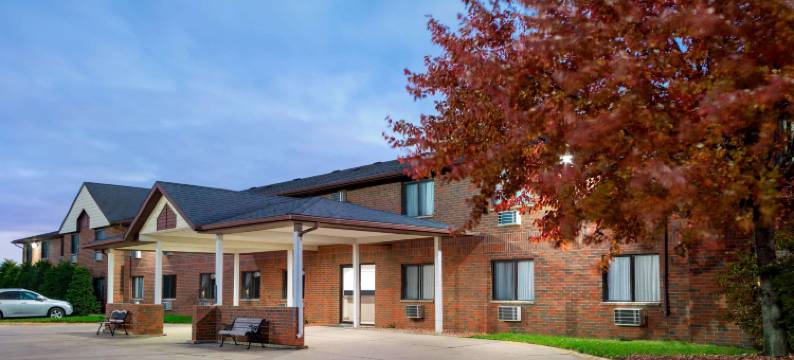 滑铁卢-雪松瀑布温德姆豪生酒店(Howard Johnson by Wyndham Waterloo/Cedar Falls)图片