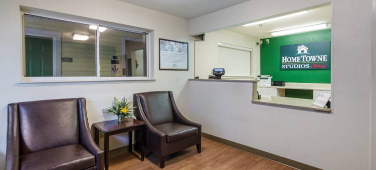 PKWY酒店(HomeTowne Studios Winston-Salem - University Pkwy)图片