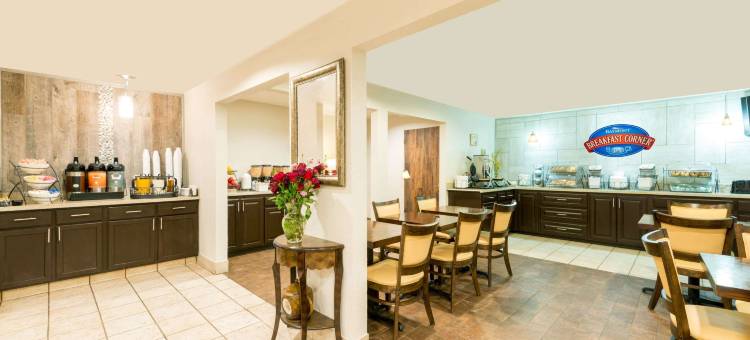 路易斯维尔东呗盟套房酒店(Baymont by Wyndham Louisville East)图片