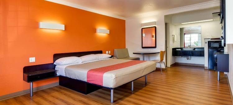 加州加登格罗夫6号汽车旅馆(Motel 6 Garden Grove, CA)图片