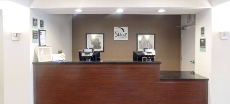 自由广场I-65附近舒眠套房酒店(Sleep Inn & Suites Near Liberty Place I-65)图片