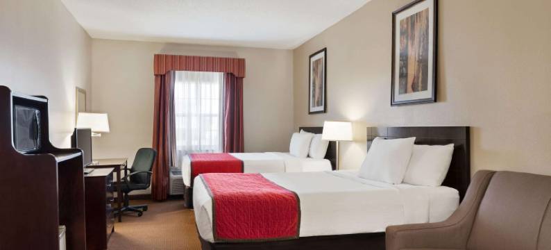 伊丽莎白敦华美达酒店(Ramada by Wyndham Elizabethtown)图片