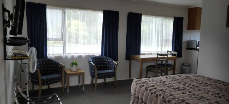 赛普拉斯阁汽车旅馆(Cypress Court Motel)图片