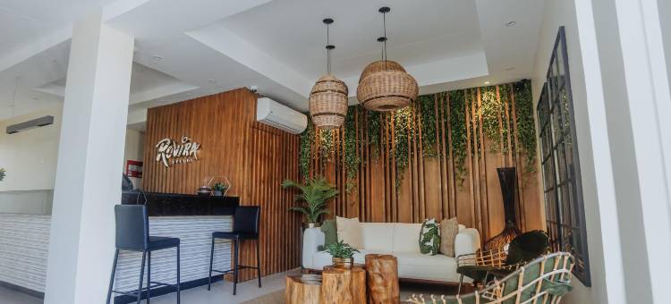 罗维拉套房酒店(Rovira Suites)图片