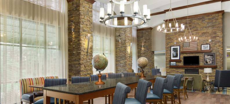 哥伦布/南 - 本宁堡欢朋酒店及套房(Hampton Inn by Hilton Columbus South Fort Benning)图片