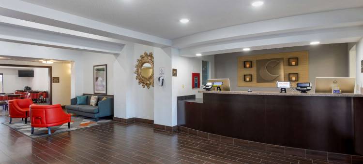 舒适套房酒店(Comfort Inn & Suites)图片