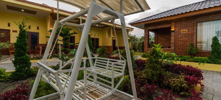 红多兹@西兰吉特奥尔多斯别墅(RedDoorz @ Aldos Villa Silangit)图片