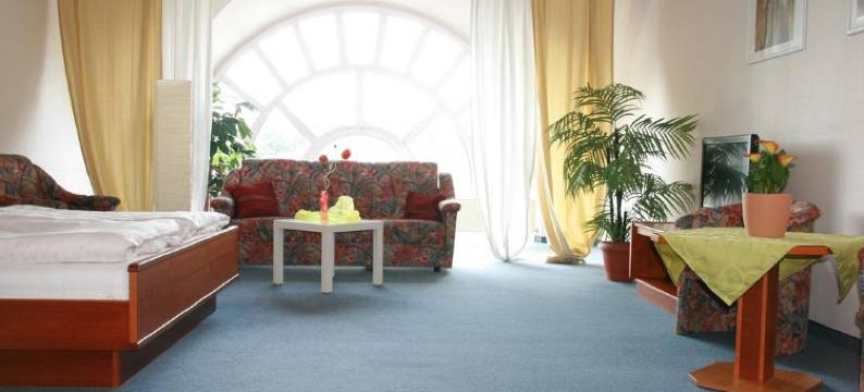 中庭酒店(Atrium Hotel)图片