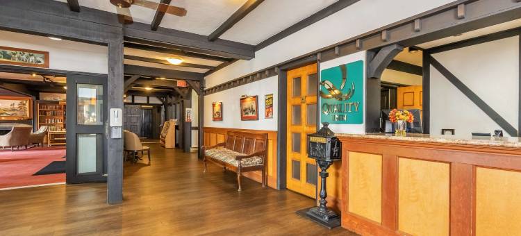 摇摆狗品质酒店(Quality Inn Waddling Dog)图片