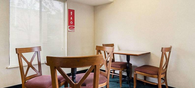 伊克诺旅馆(Econo Lodge)图片