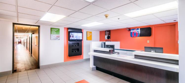 兰辛南芝加哥6号汽车旅馆(Motel 6 Lansing, IL - Chicago South)图片