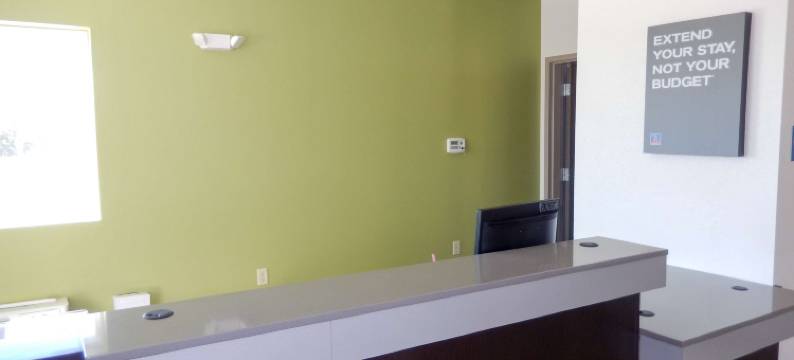 俄克拉何马城育空 6 号开放式公寓酒店(Studio 6 Yukon, OK)图片