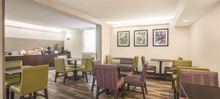 劳德代尔堡塔玛拉克拉昆塔温德姆套房酒店(La Quinta Inn & Suites by Wyndham Fort Lauderdale Tamarac)图片