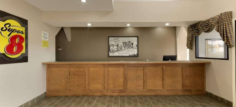 查特斯沃斯-达尔顿温德姆速8酒店(Super 8 by Wyndham Chatsworth/Dalton)图片