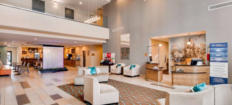 中庭贝斯特韦斯特优质套房酒店(Best Western Plus Atrium Inn  Suites)图片