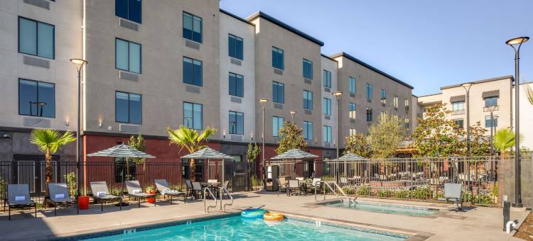 里亚尔托方塔纳艾尔斯酒店(Ayres Hotel Rialto Fontana)图片