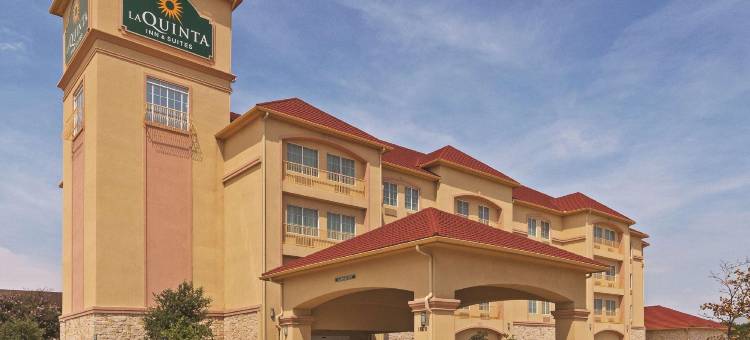 贝德福德DFW机场西拉昆塔温德姆套房酒店(La Quinta Inn & Suites by Wyndham DFW Airport West - Bedford)图片
