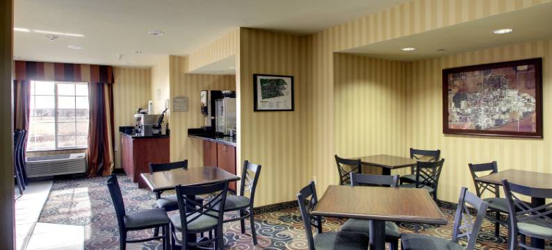 鹅卵石套房酒店 - 韦恩(Cobblestone Hotel - Wayne)图片