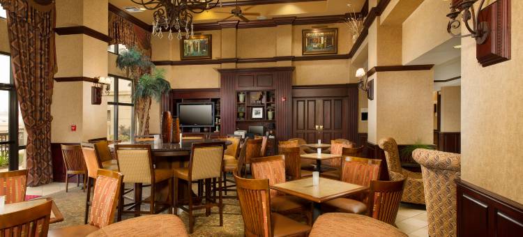 希尔顿欢朋酒店-萨尔弗斯普林斯(Hampton Inn Sulphur Springs)图片