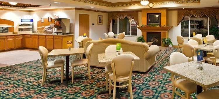 智选假日套房酒店夏洛特(Holiday Inn Express & Suites Charlotte)图片