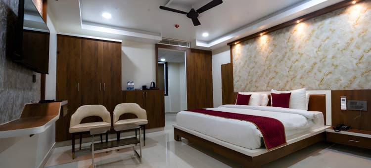 Hotel Lahari International图片