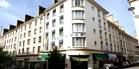 Urban Jungle. 奧爾良酒店