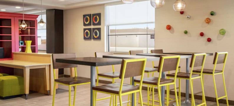 希尔顿阿尔伯克基市区/大学希尔顿Home2套房酒店(Home 2 Suites by Hilton Albuquerque / Downtown - University)图片