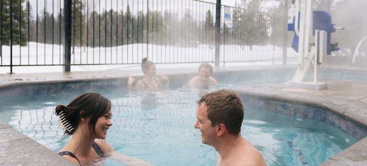 格罗斯山旅馆(Grouse Mountain Lodge)图片