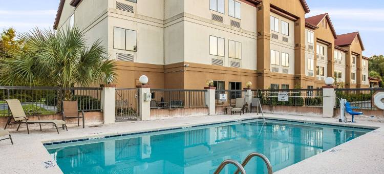 萨凡纳盖特威I-95凯隆波因特酒店(Clarion Pointe Savannah Gateway I-95)图片