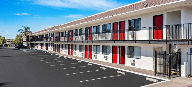 伊科诺旅馆斯托克顿近 I-5展览会场(Econo Lodge Stockton Near I-5 Fairgrounds)图片