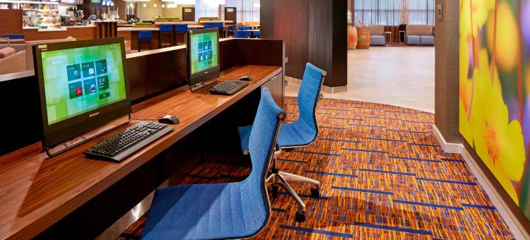 纳帕谷瓦列霍万怡酒店(Courtyard Vallejo Napa Valley)图片