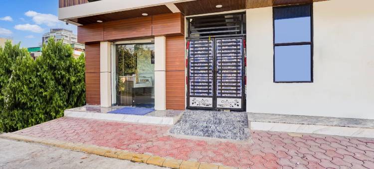 Super Hotel O Convention Centre Indore Formerly Madhur Shree图片