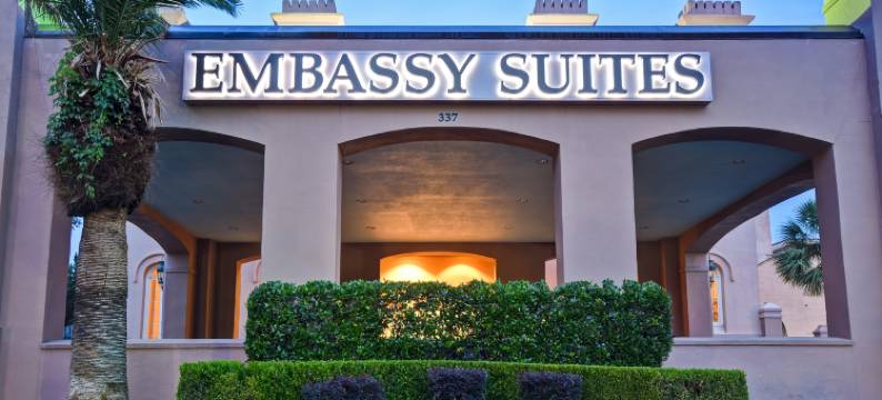 希尔顿安泊酒店-查尔斯顿历史区(Embassy Suites by Hilton Charleston Historic District)图片